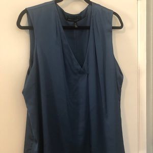 White House Black Market Sleeveless Top Size 16